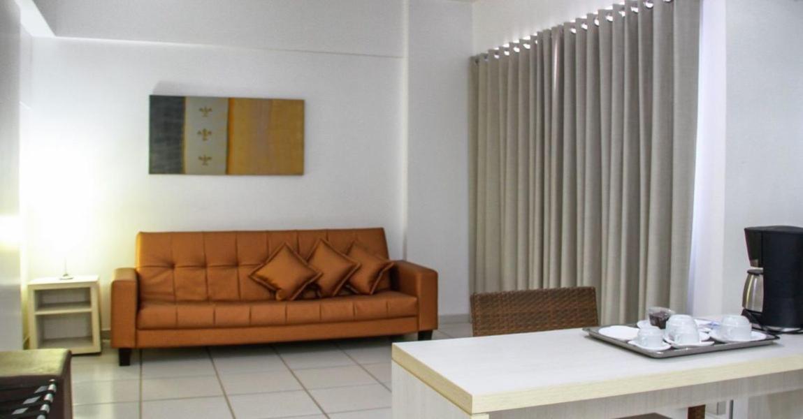 Le Jardin Suites Калдас Новас Екстериор снимка